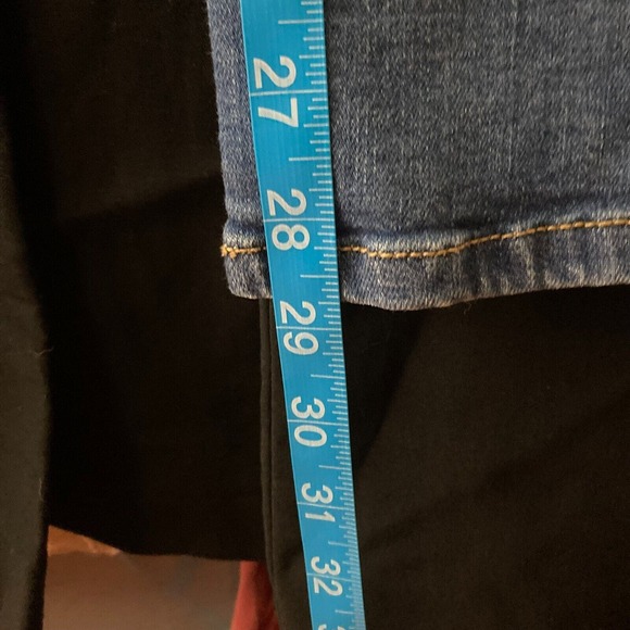 Kut From The Kloth Jeans Womens Sz 16 Blue Straight Denim Distressed Ripped - Picture 9 of 10